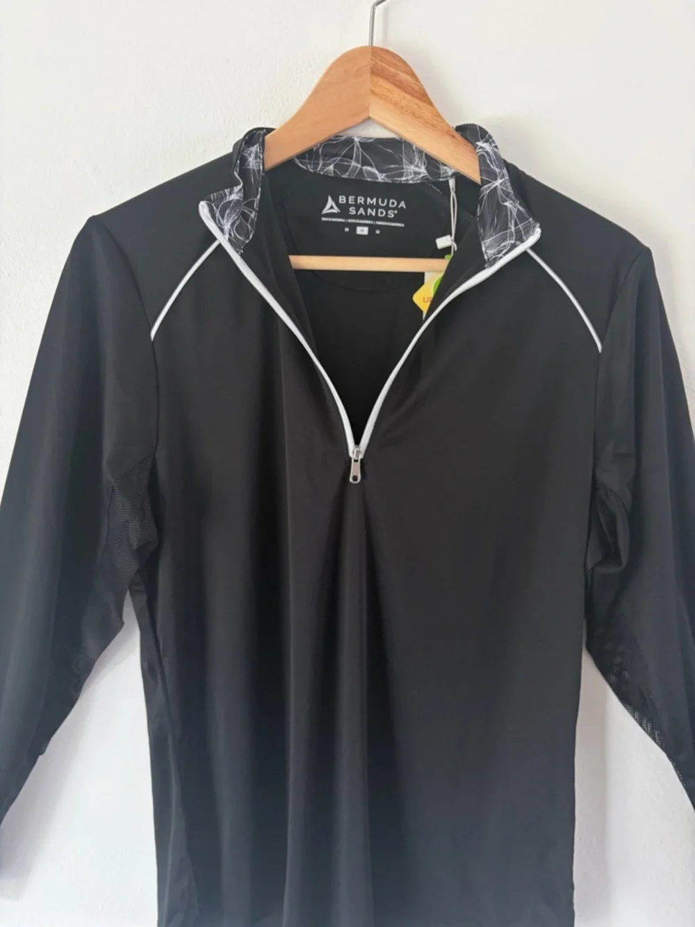 Bermuda Sands interior hem black